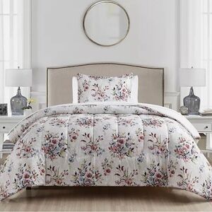 NWT Elegant Full / Queen Floral Comforter Set - White and Pink